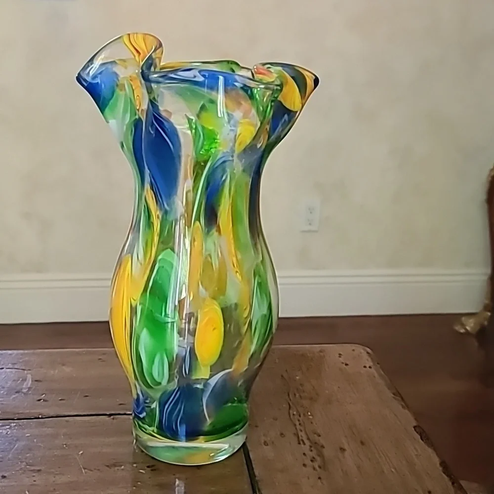 Colorful glass vase - Picture 3 of 7